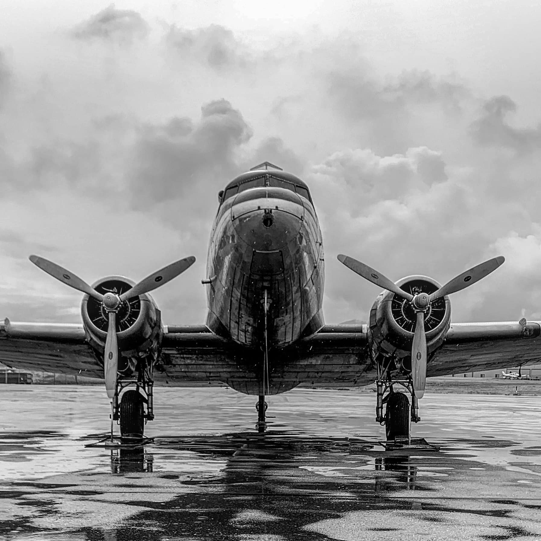 Berlin Airlift The Rosinenbomber Berlin Airlift The Rosinenbomber